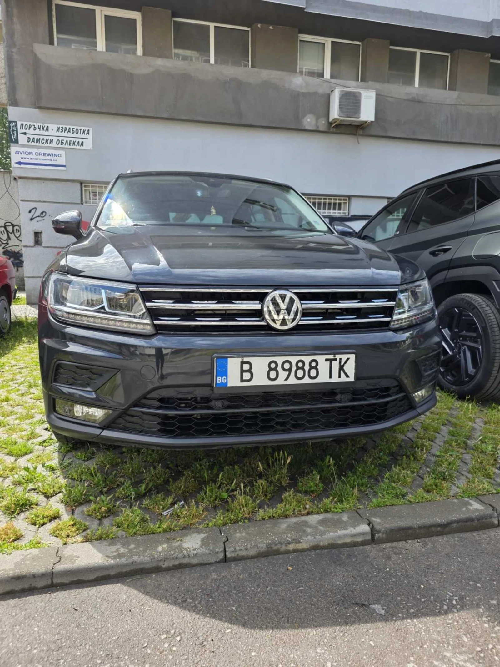 VW Tiguan, снимка 2 - Автомобили и джипове - 54807088