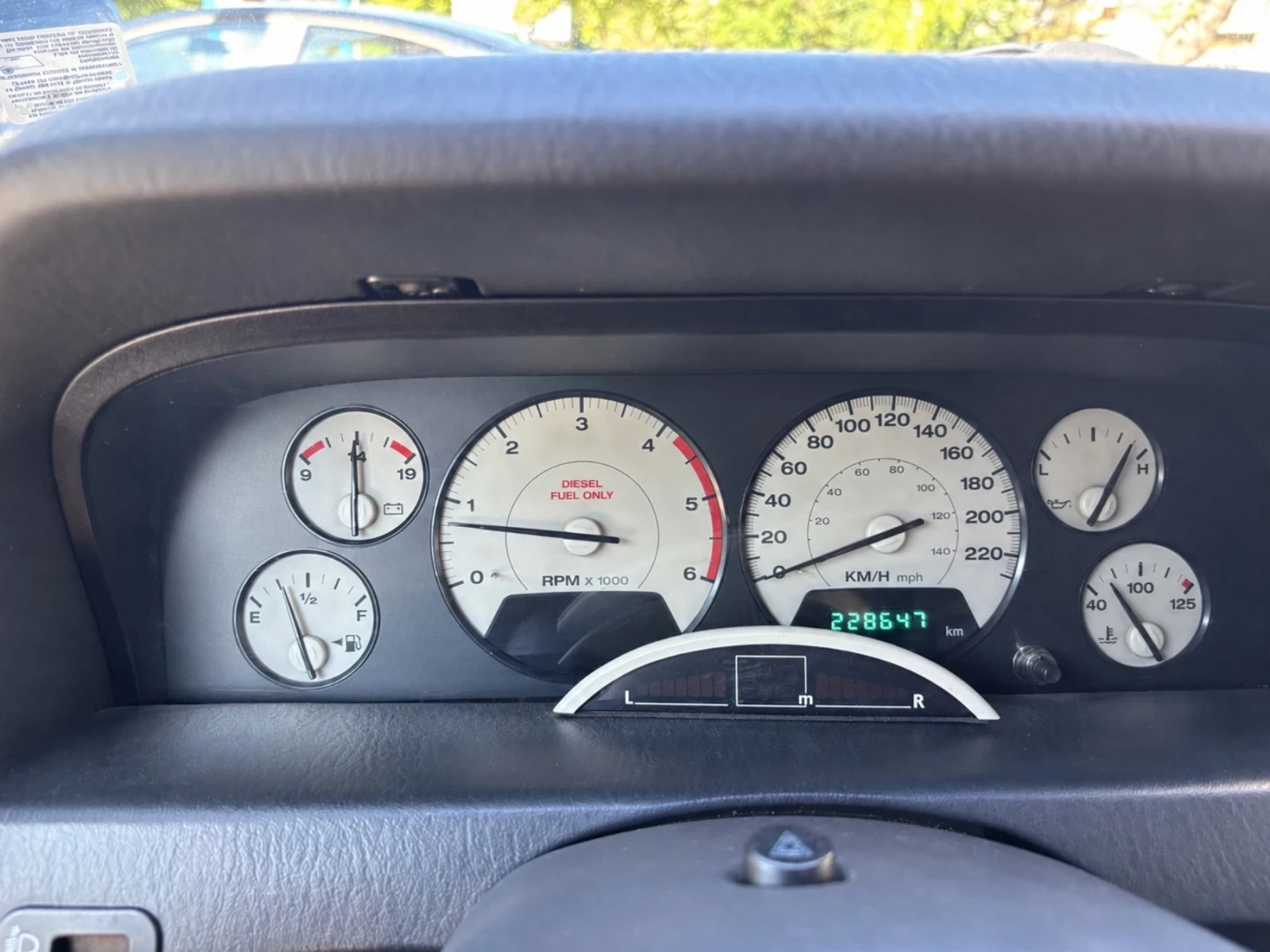 Jeep Grand cherokee OVERLAND, снимка 9 - Автомобили и джипове - 54974431