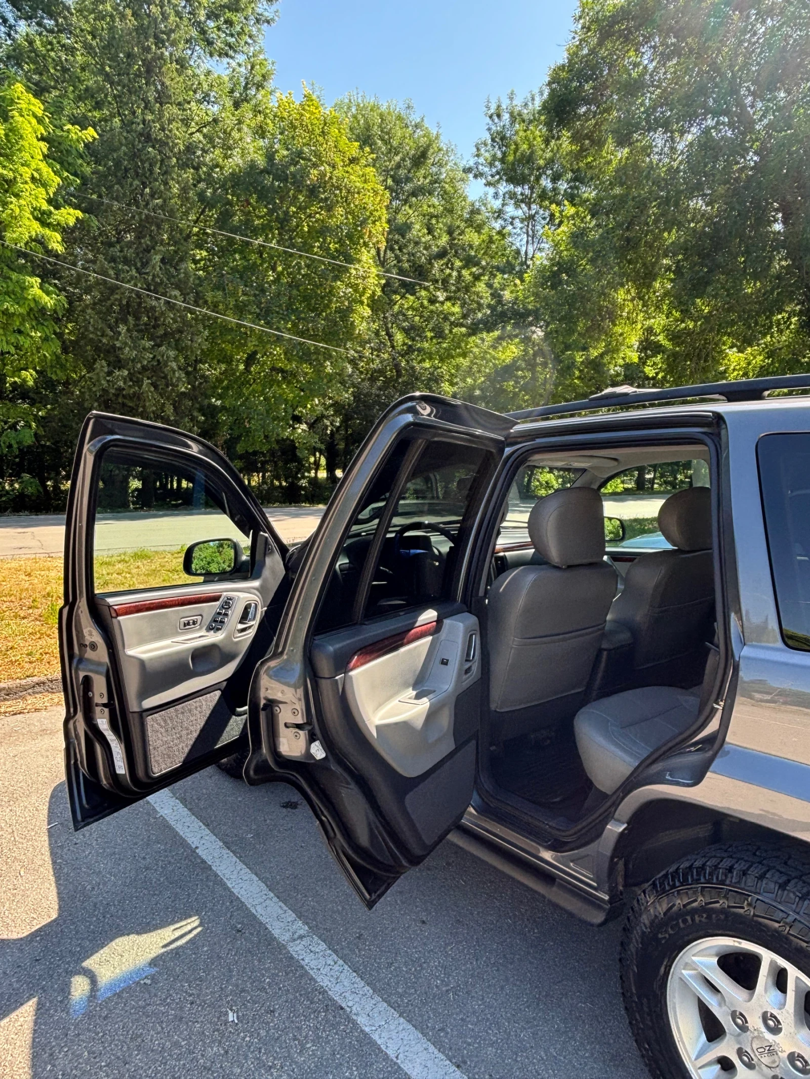 Jeep Grand cherokee OVERLAND, снимка 6 - Автомобили и джипове - 54974431