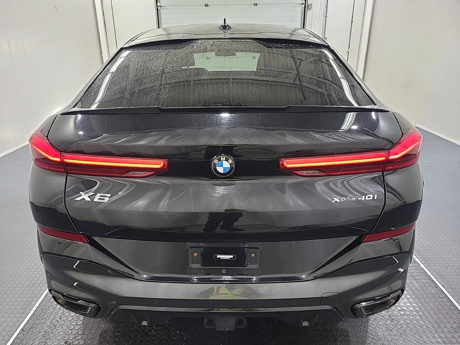 BMW X6 xDrive40i* M-PACK* HUD* 360* PANO* ОБДУХВАНЕ, снимка 5 - Автомобили и джипове - 55012348