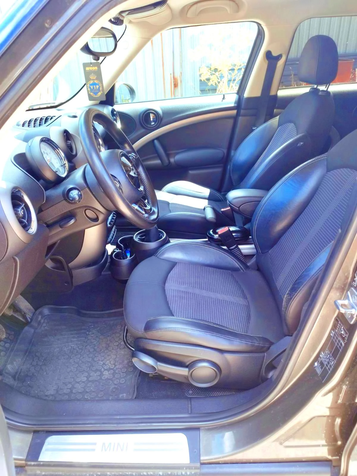 Mini Countryman Cooper D ALL4| 4х4 | ОБСЛУЖЕН | , снимка 10 - Автомобили и джипове - 55425888