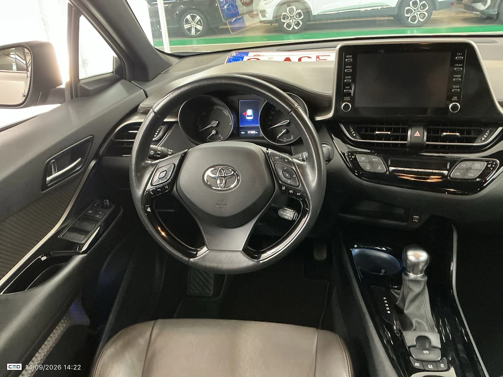 Toyota C-HR 1.8 VVT I-HYBRID C-HIC BI-TONE AUTO NAVI LEATHER, снимка 10 - Автомобили и джипове - 56163922
