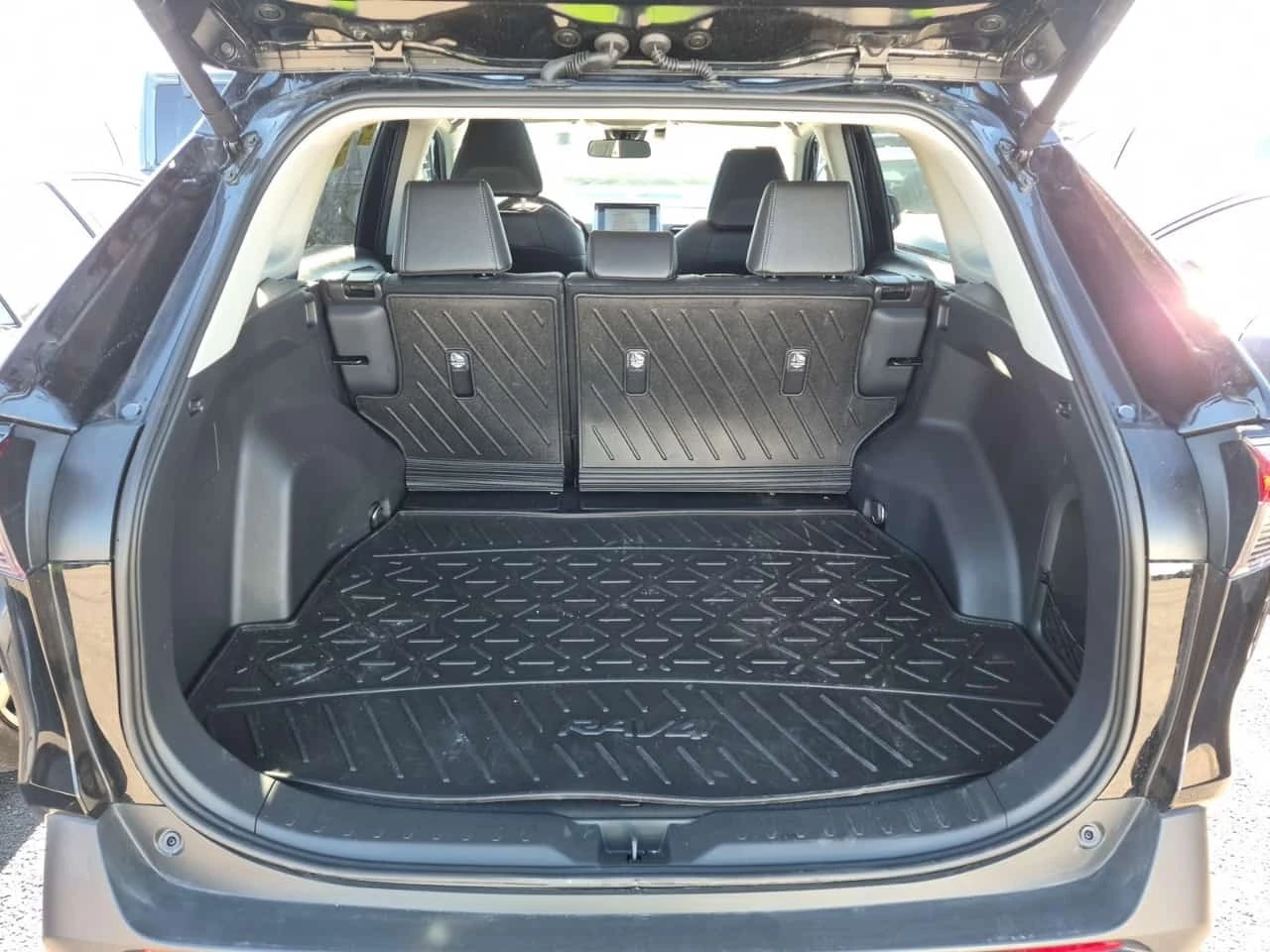 Toyota Rav4 HYBRID XLE * AWD * CARFAX *  | Mobile.bg � ����������� 13