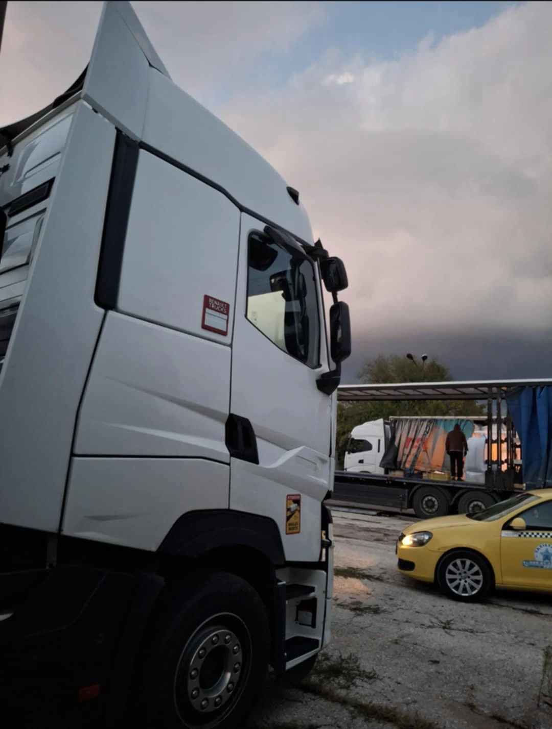 Renault T 520 High - изображение 3