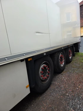 Полуремарке Schmitz SCB* S3B THERMOKING SLXI SPECTRUM, снимка 9 - Ремаркета - 52342254