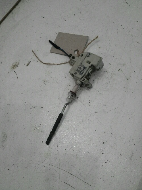 Ключалка резервоар Фолксваген Бора 2.3Б В5 седан