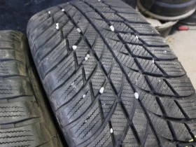 Гуми Зимни 225/50R18, снимка 4 - Гуми и джанти - 39382000