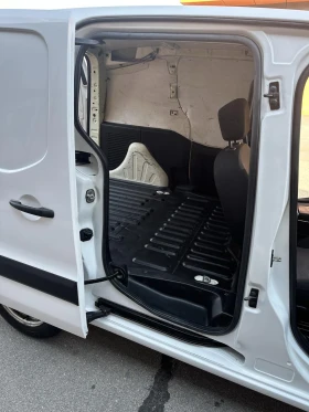 Citroen Berlingo 1.6 Климатик, снимка 8
