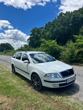 Skoda Octavia 2.0TDI DSG, снимка 2