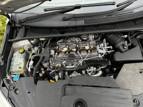 Toyota Avensis 2.2 D-CAT 150к.с Автомат Кожен Салон Нави НА ЧАСТИ, снимка 12