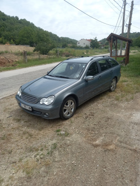 Mercedes-Benz C 200, снимка 1