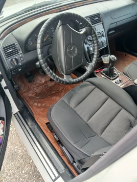 Mercedes-Benz C 250 2500 турбо дизел , снимка 9