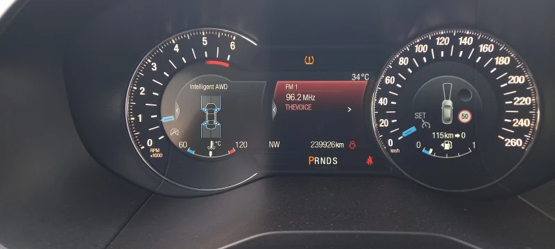 Ford Edge FULL 4Х4 ИЗКЛЮЧИТЕЛН СЕРВИ КНИЖК ОБСЛУЖН УНИКТ НОВ, снимка 11 - Автомобили и джипове - 12148932