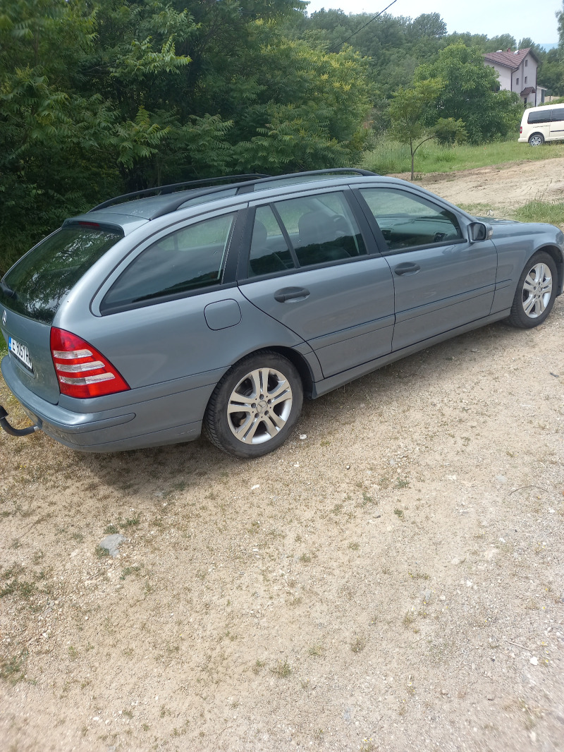 Mercedes-Benz C 200, снимка 5 - Автомобили и джипове - 46413308