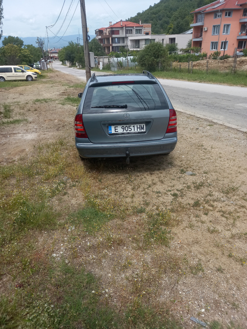 Mercedes-Benz C 200, снимка 4 - Автомобили и джипове - 46413308