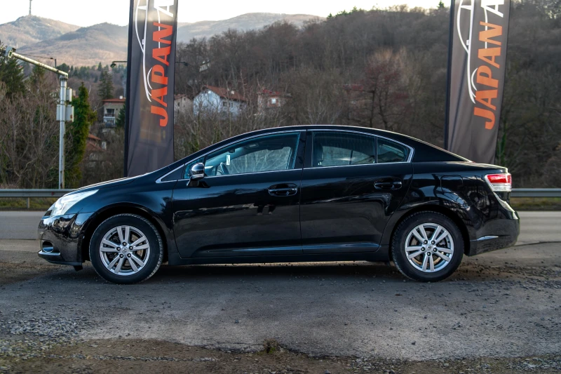 Toyota Avensis 1.8i 147HP С ГАРАНЦИЯ! КУПИ ЗА 292.84 лв НА МЕСЕЦ, снимка 3 - Автомобили и джипове - 48954520