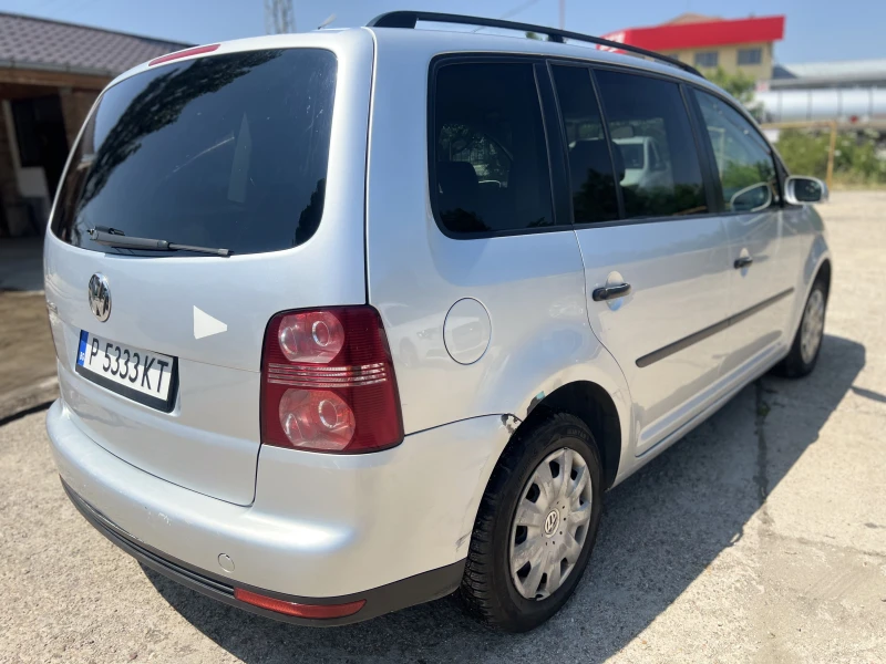 VW Touran 1.6i LPG, снимка 8 - Автомобили и джипове - 50714722