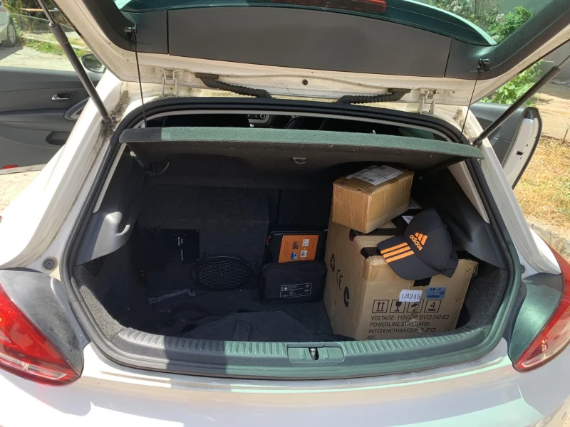 VW Scirocco, снимка 15 - Автомобили и джипове - 52393997