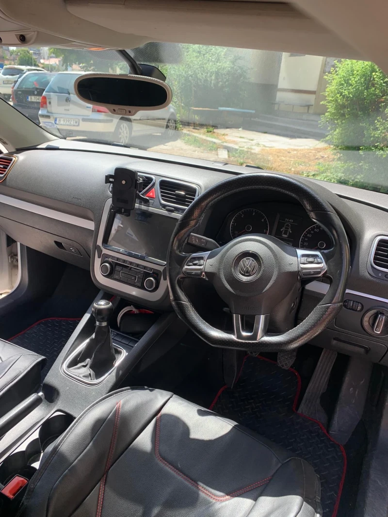 VW Scirocco, снимка 17 - Автомобили и джипове - 52393997