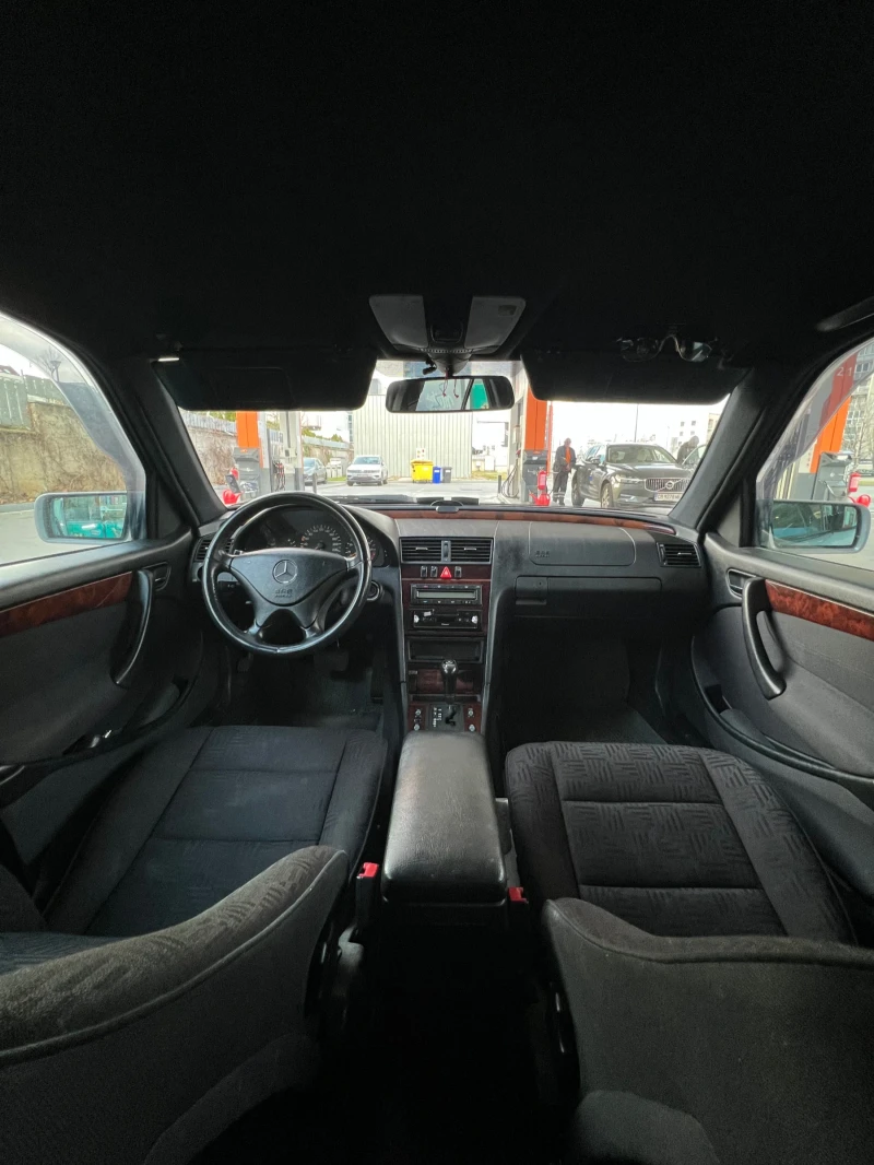 Mercedes-Benz C 200 W 202, снимка 9 - Автомобили и джипове - 52859835