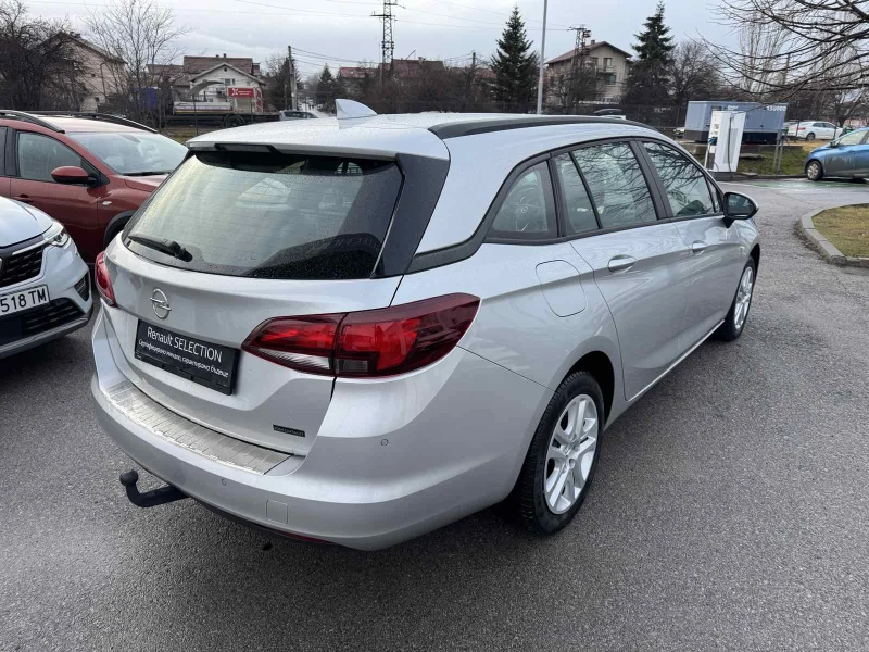 Opel Astra 1.6CDTI, снимка 6 - Автомобили и джипове - 53275066