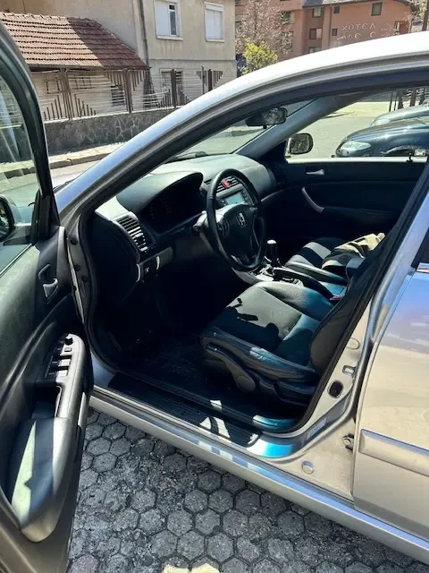 Honda Accord  - изображение 8