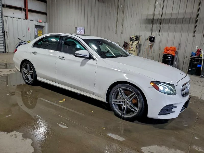 Mercedes-Benz E 300 2.0L 4 Rear-wheel drive, снимка 10 - Автомобили и джипове - 53220906