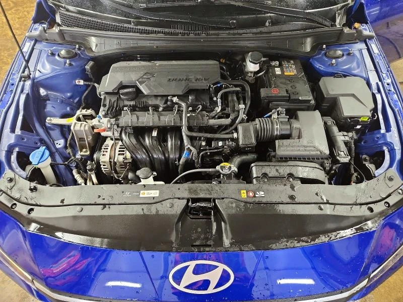 Hyundai Elantra 2.0L 4 Front Wheel Drive | Mobile.bg � ����������� 13