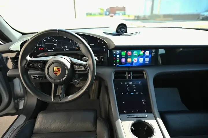 Porsche Taycan 4S Performance Battery * BOSE * ОБДУХ * 360, снимка 7 - Автомобили и джипове - 55087336