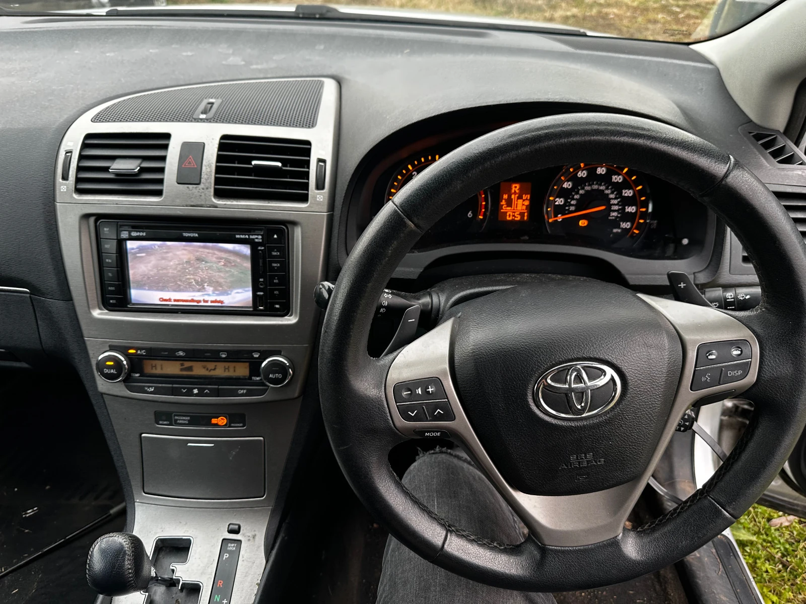 Toyota Avensis 2.2 D-CAT 150к.с Автомат Кожен Салон Нави НА ЧАСТИ - изображение 6