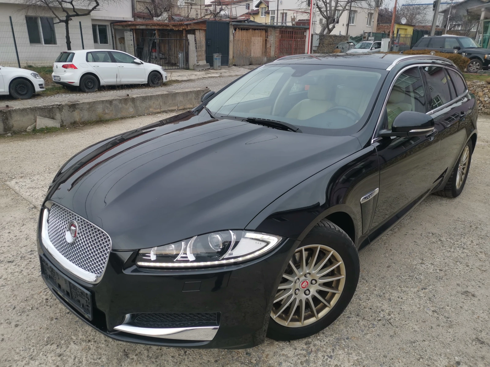 Jaguar Xf 2.2DIESEL LUXURY | Mobile.bg — изображение 1