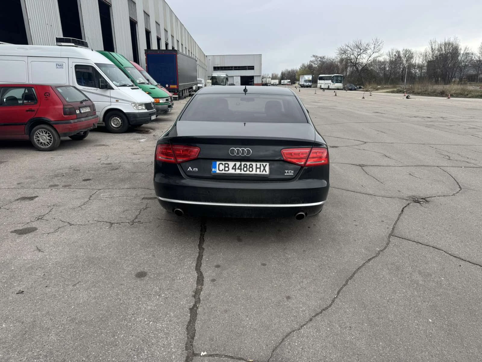 Audi A8 4200 - изображение 4