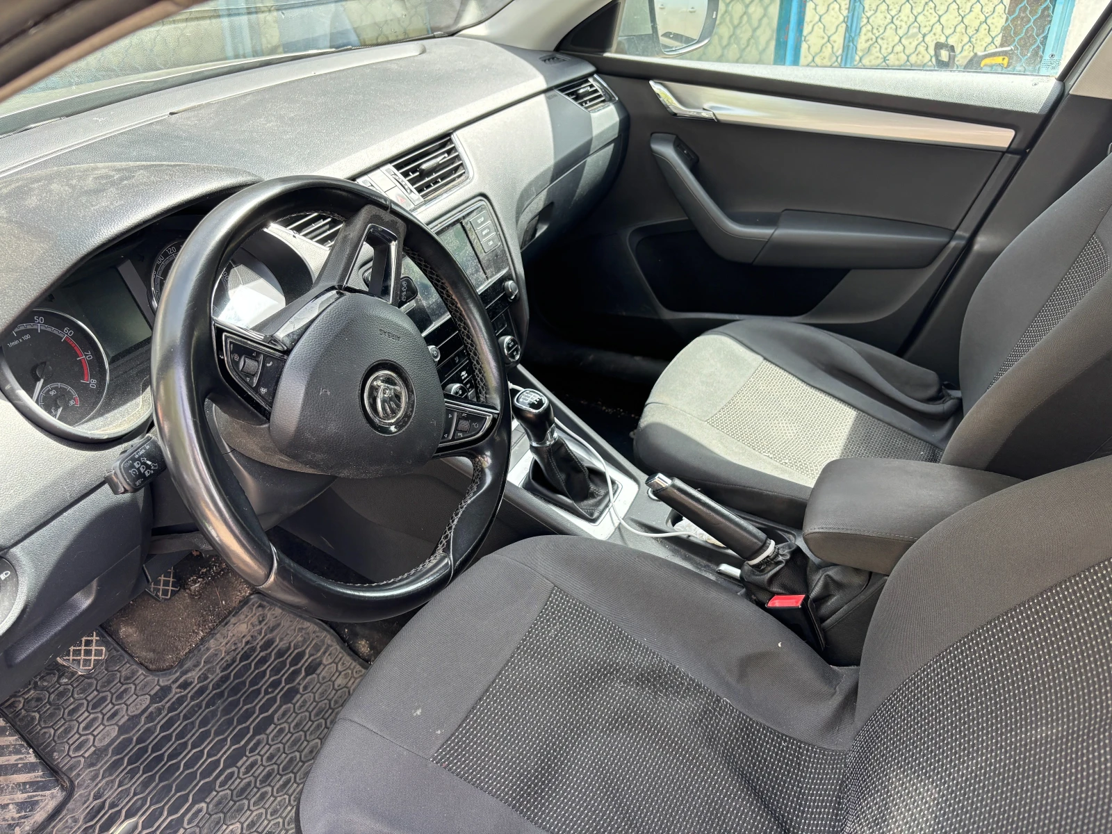 Skoda Octavia 1.5 TSI - изображение 5