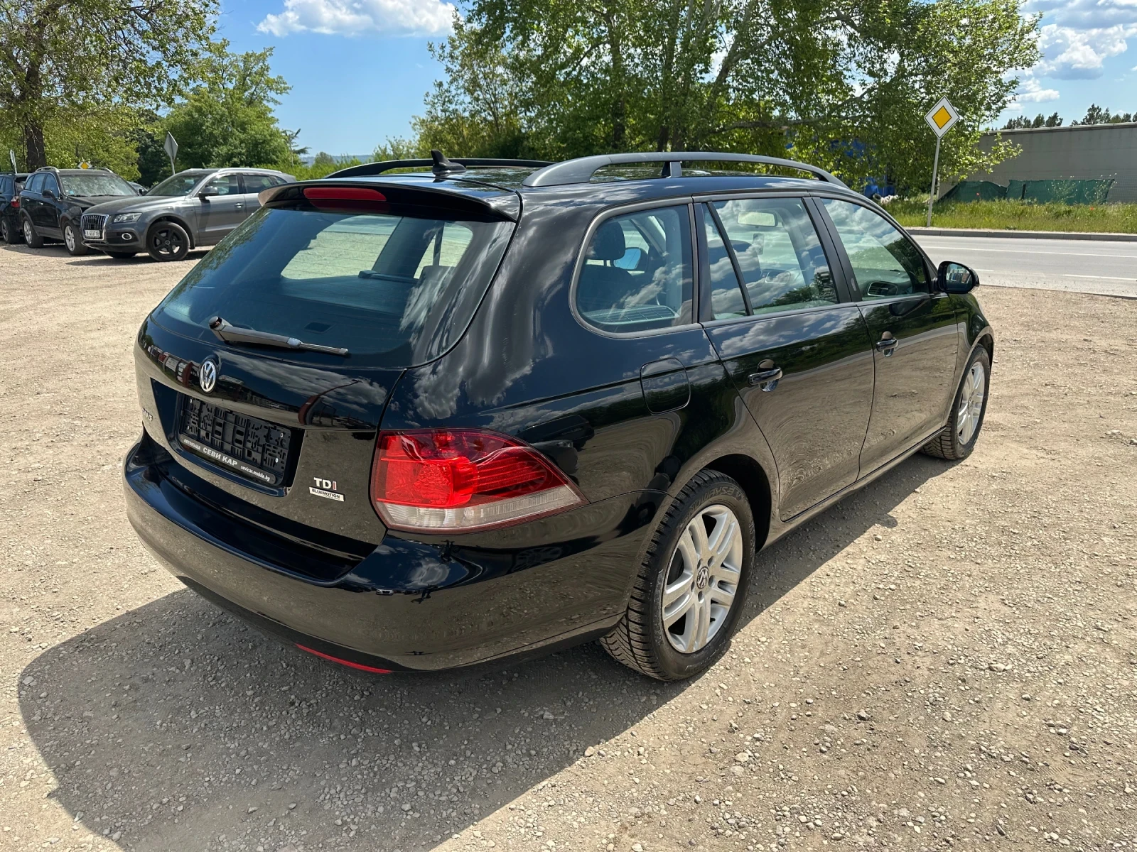 VW Golf 1.6tdi! Navigation! EU5!  - изображение 7