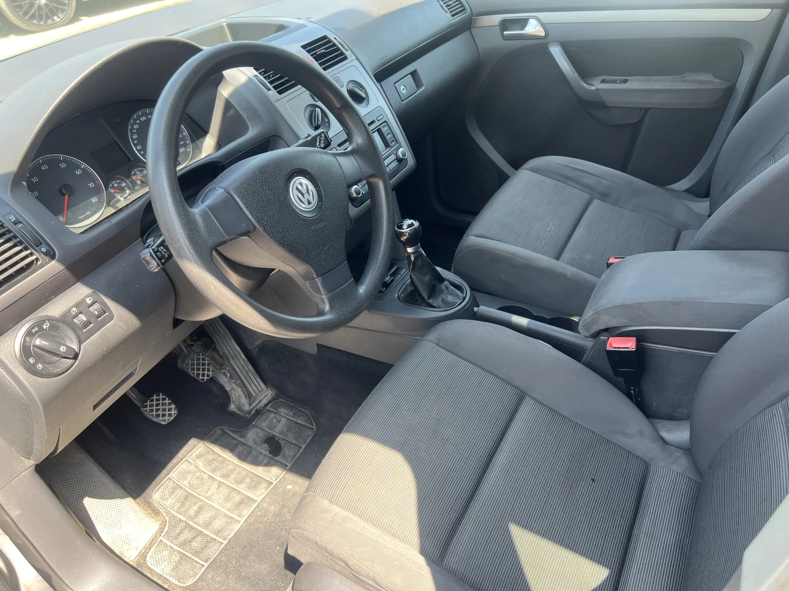 VW Touran 1.6i LPG | Mobile.bg   11