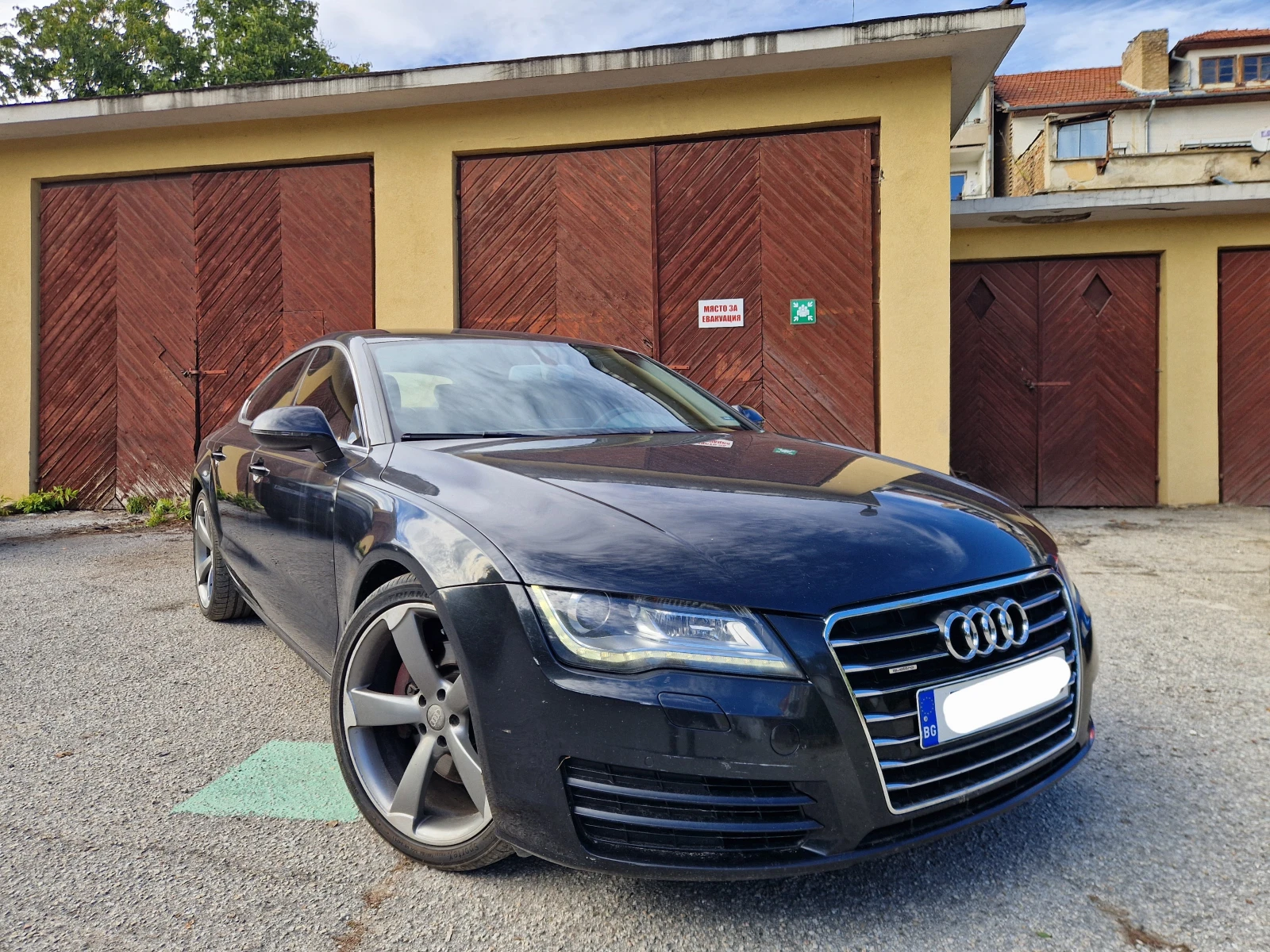 Audi A7 Обслужена/Бартер - изображение 2