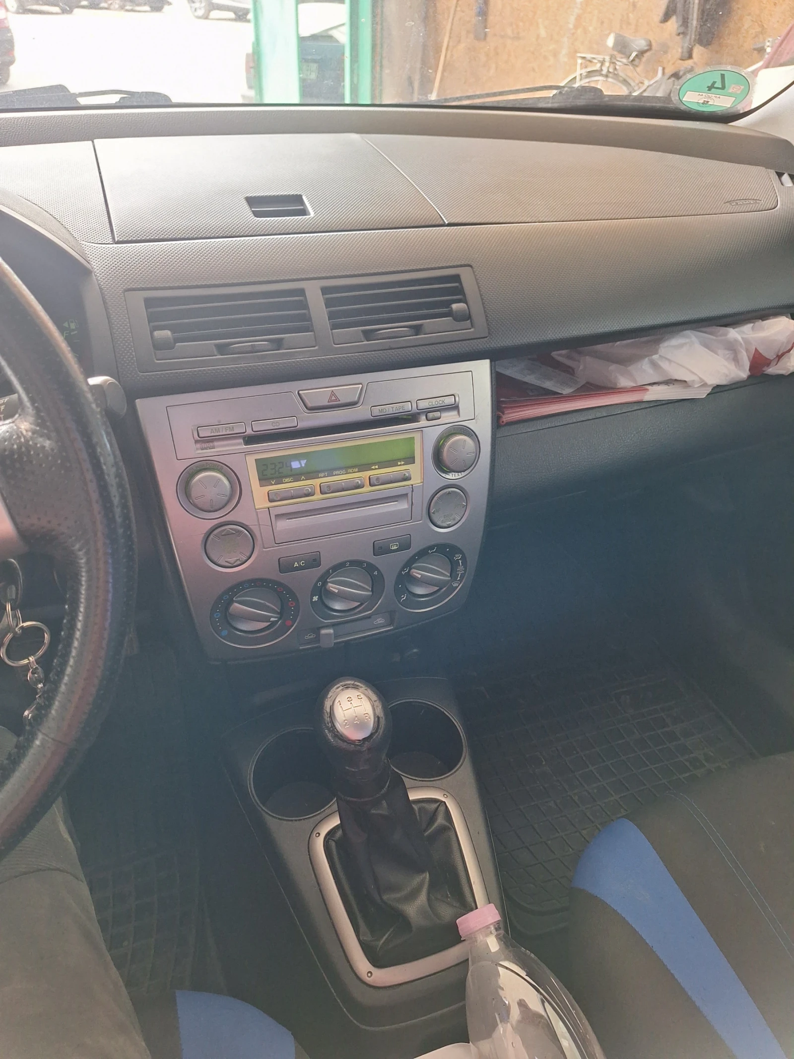 Mazda 2  - изображение 7