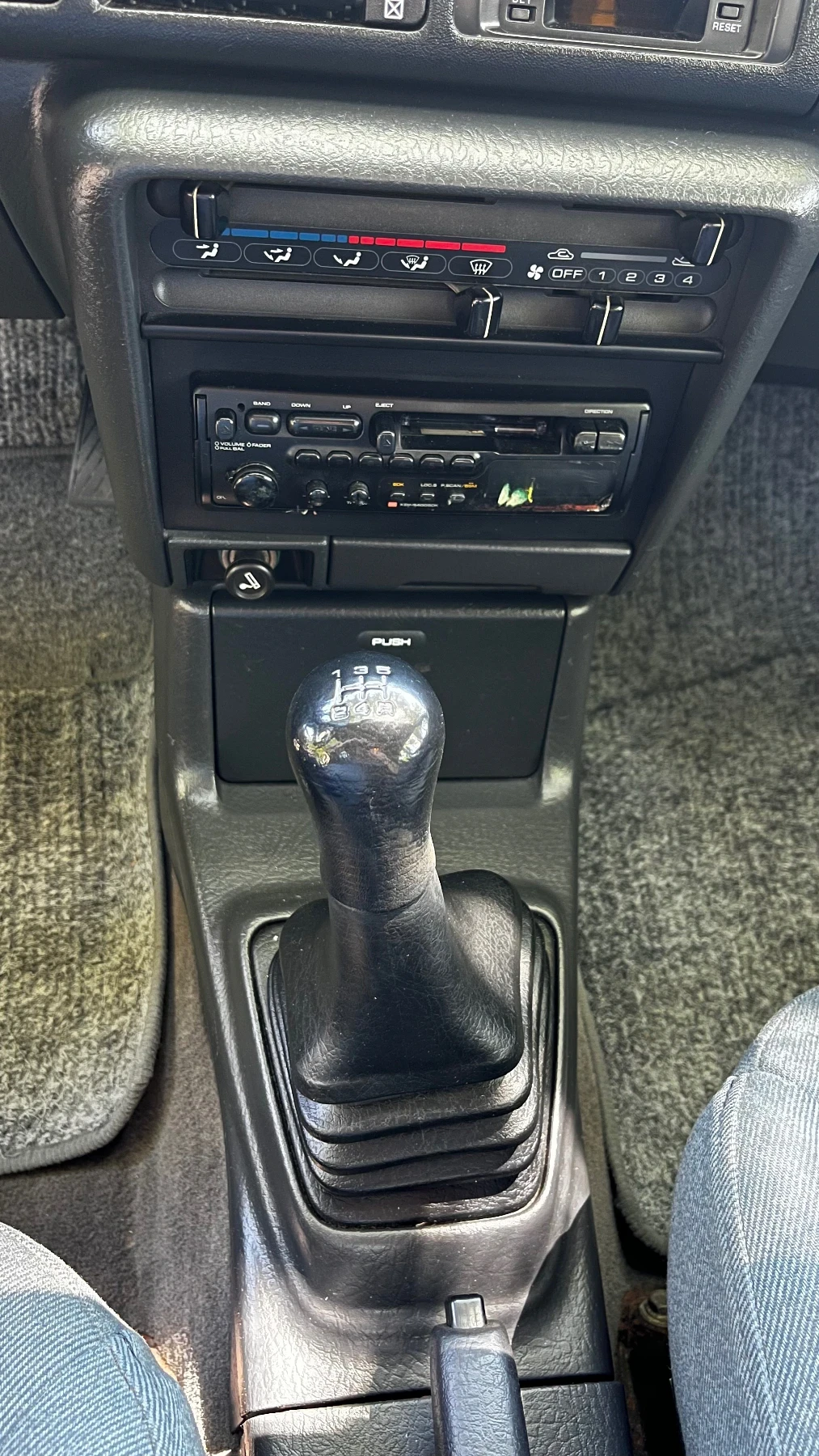 Mazda 323  - изображение 8