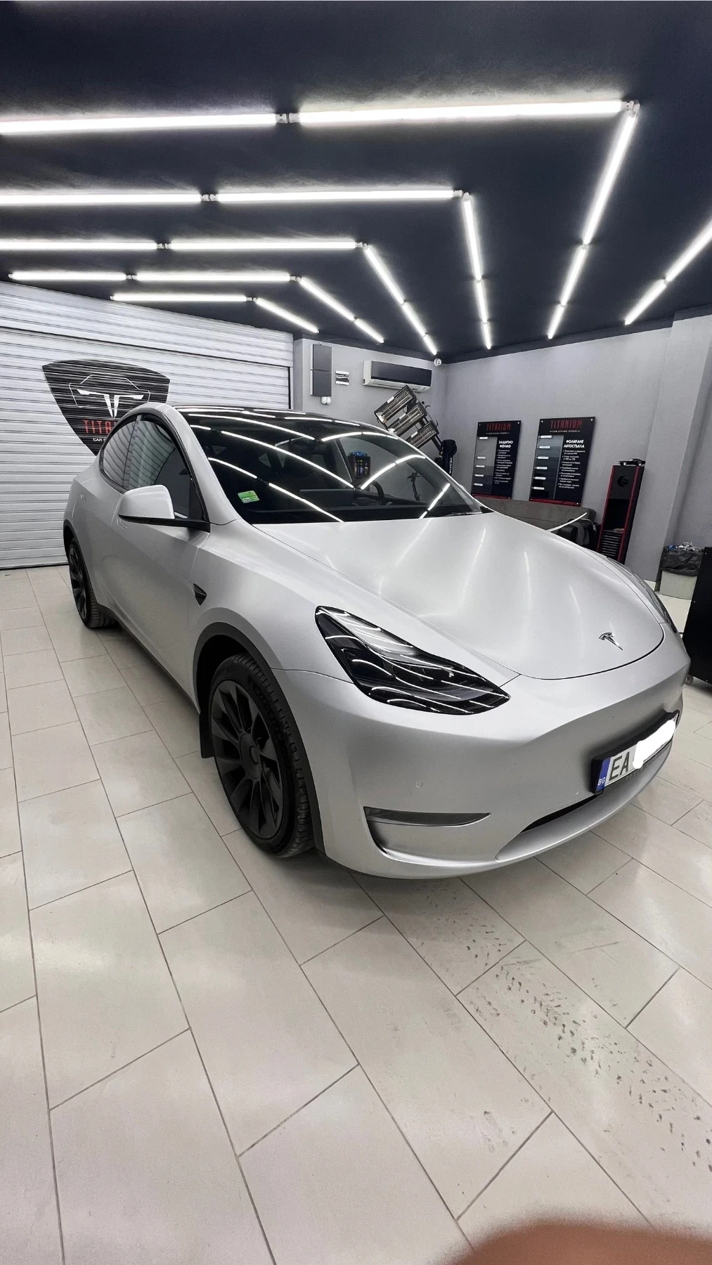 Tesla Model Y Long Range 4x4 Performance Boost - изображение 5