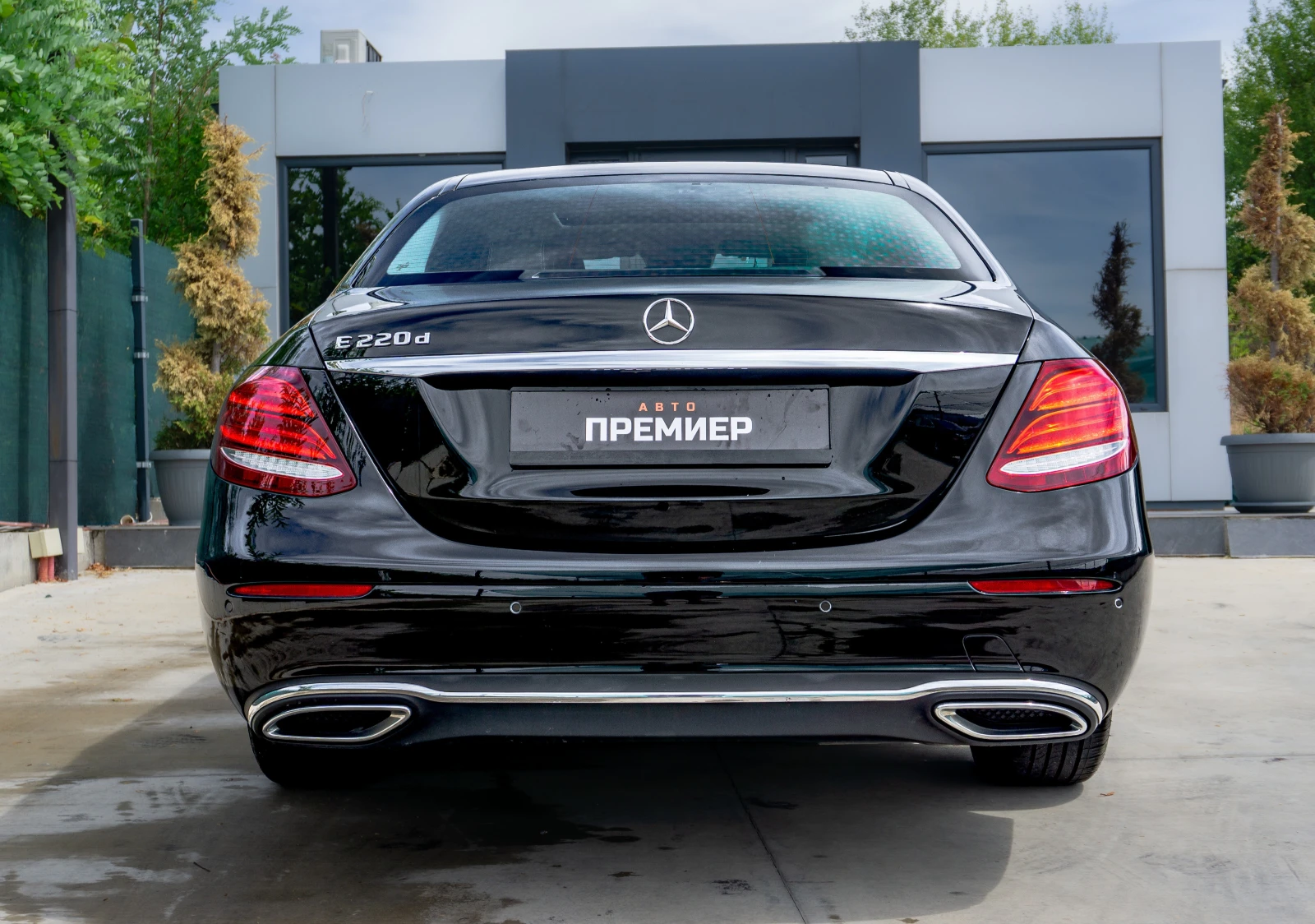 Mercedes-Benz E 220 220CDI - 9G 6МГАРАНЦИЯ-РЕАЛНИ КМ!ТОП СЪСТОЯНИЕ! - изображение 5