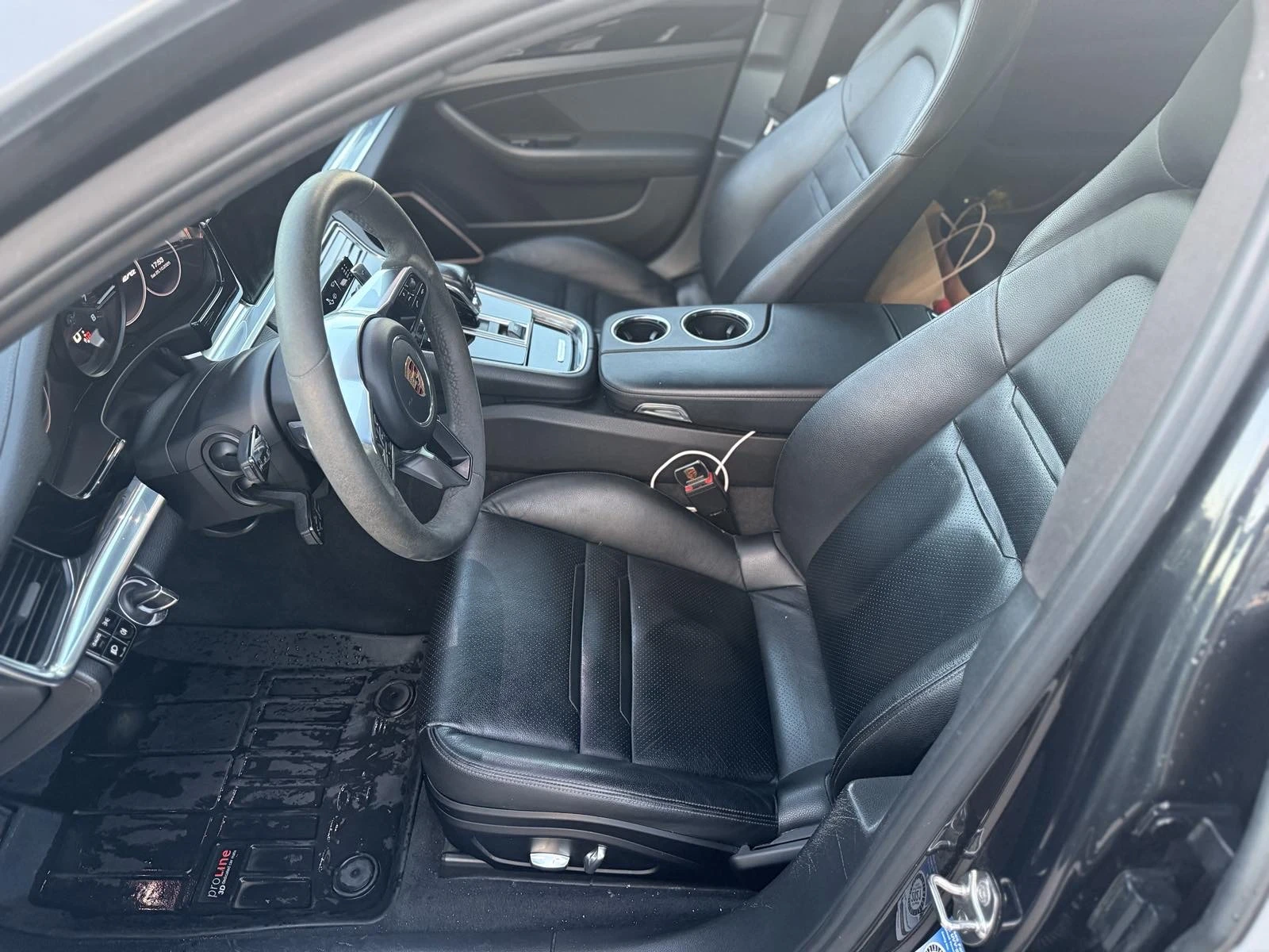 Porsche Panamera 4 - изображение 10