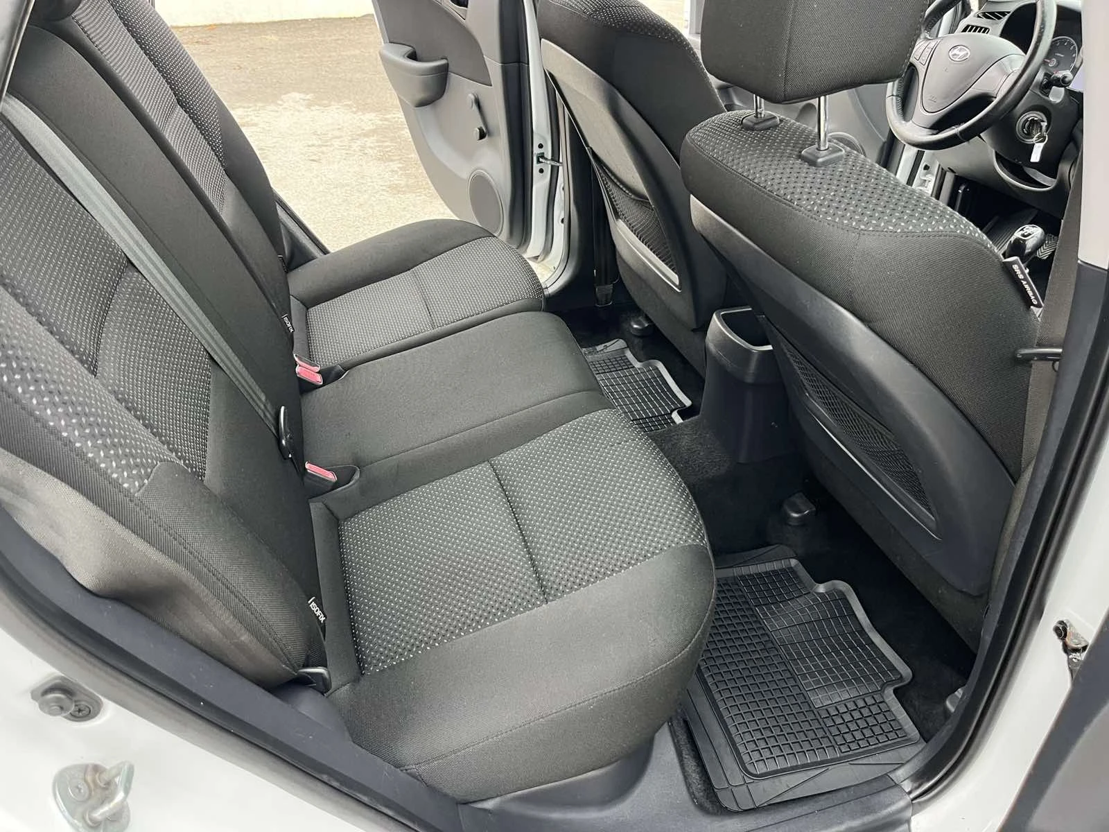 Hyundai I30 1.4I 105  EURO 4   | Mobile.bg   9