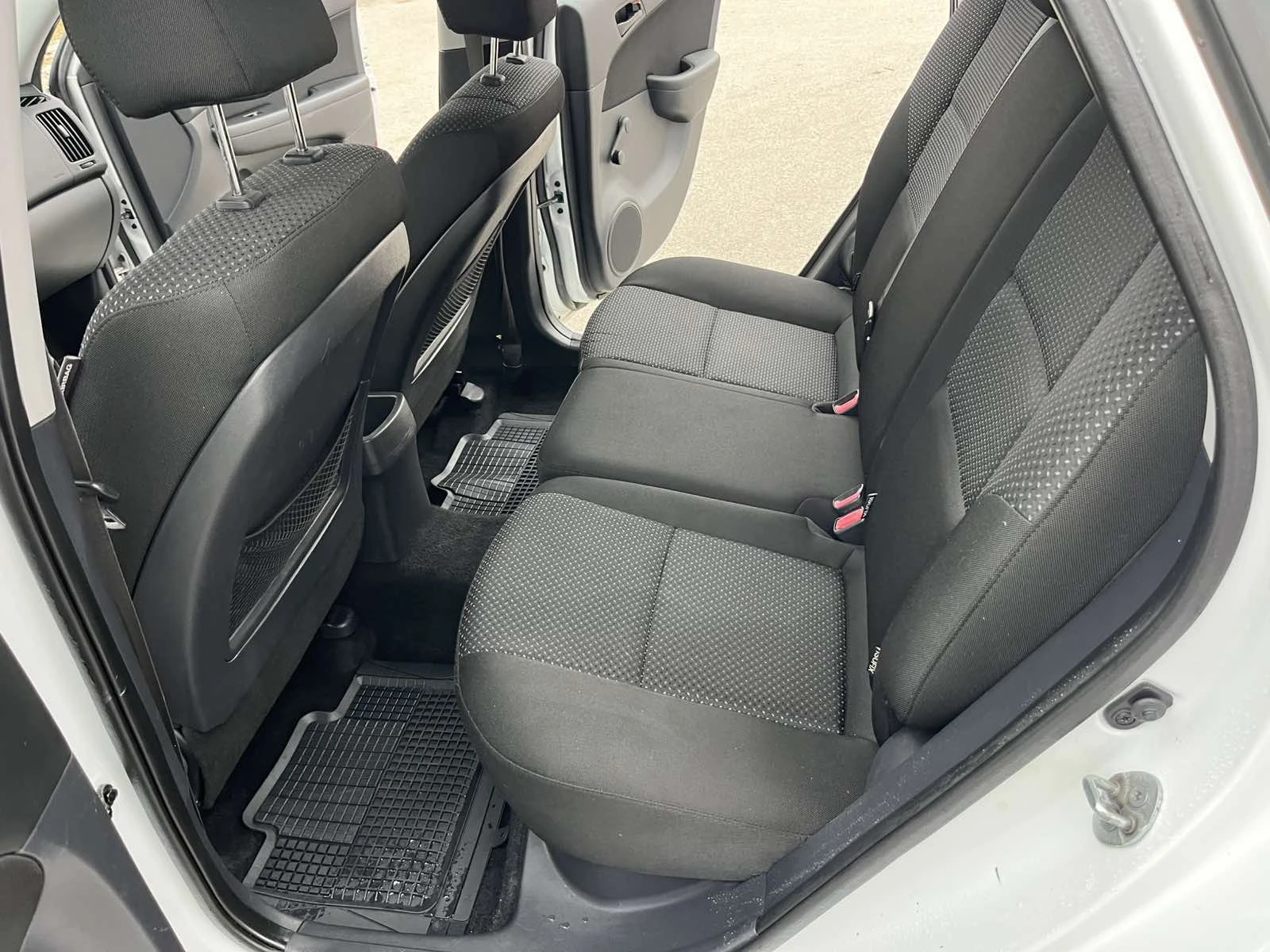 Hyundai I30 1.4I 105  EURO 4   | Mobile.bg   8