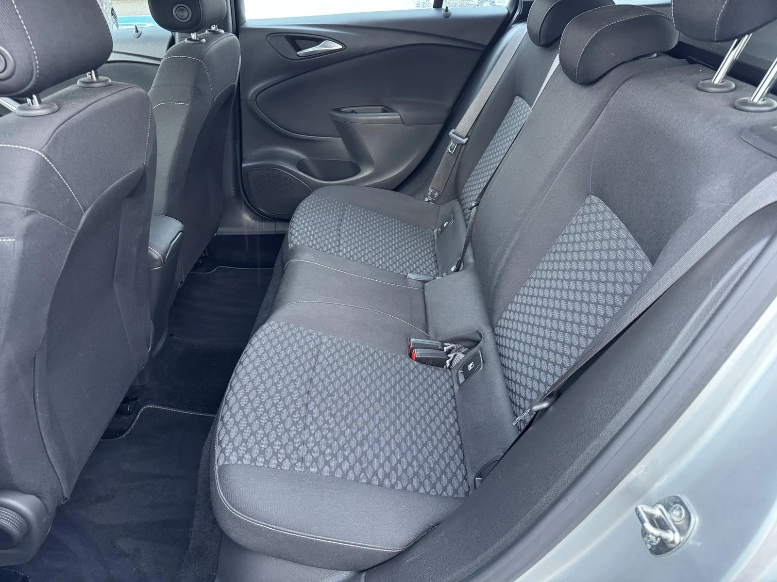 Opel Astra 1.6CDTI | Mobile.bg � ����������� 12