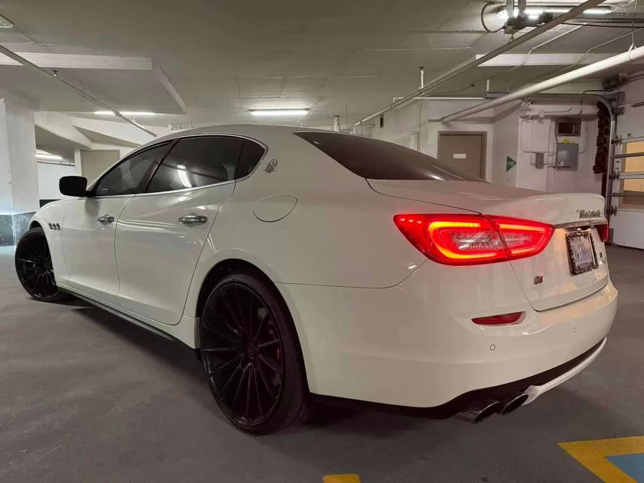 Maserati Quattroporte * S Q4 * CARFAX * ПАНОРАМА * KEYLESS * ОБДУХВАНЕ, снимка 11 - Автомобили и джипове - 54043441