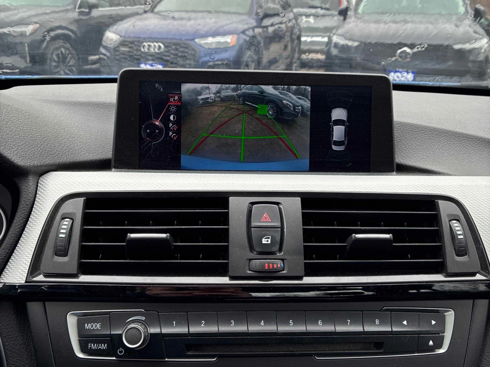 BMW 335 ПОДГРЕВ * ПАНОРАМА * CAR FAX * АВТО КРЕДИТ * , снимка 9 - Автомобили и джипове - 54162149