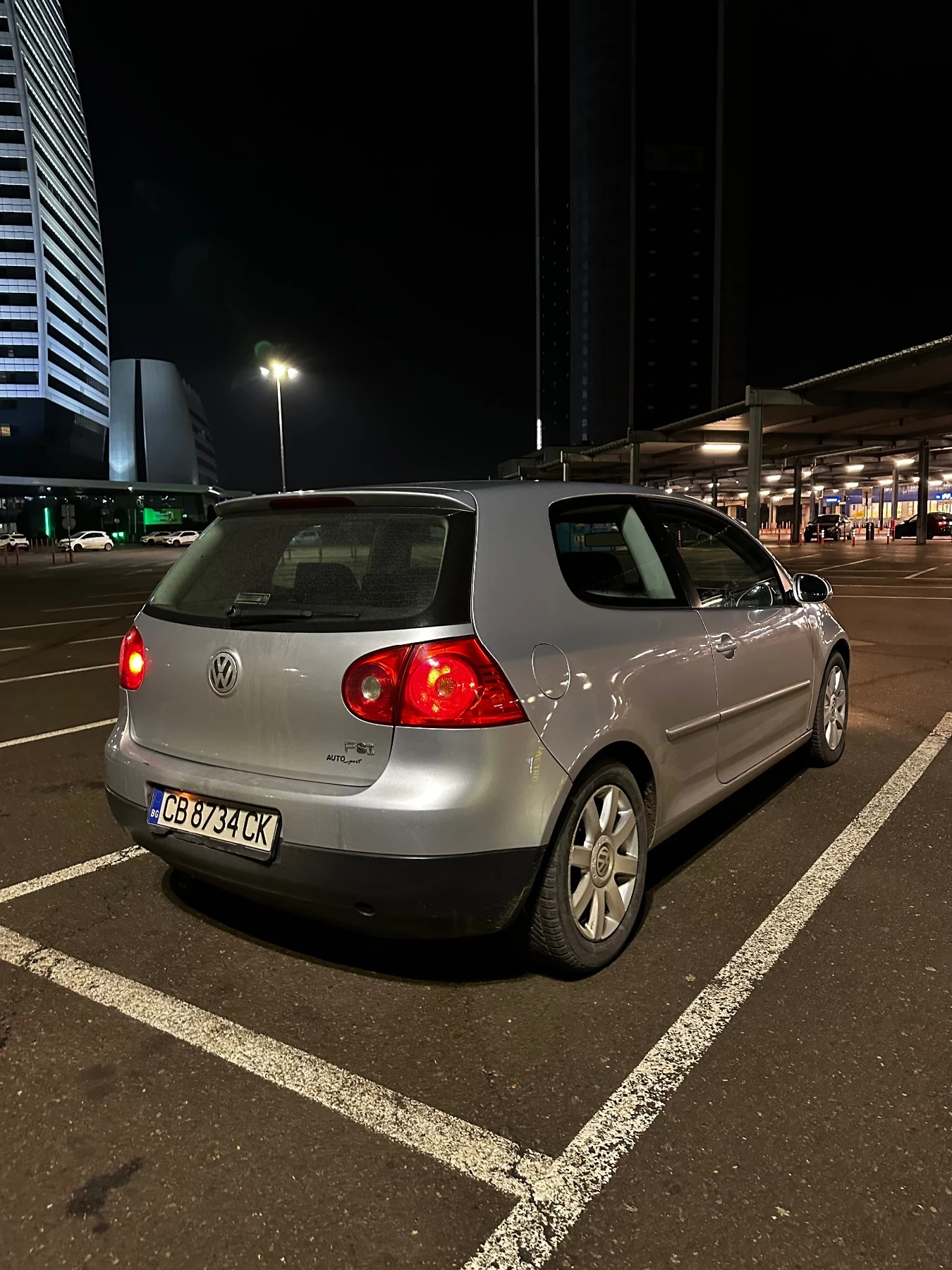 VW Golf, снимка 4 - Автомобили и джипове - 54509280