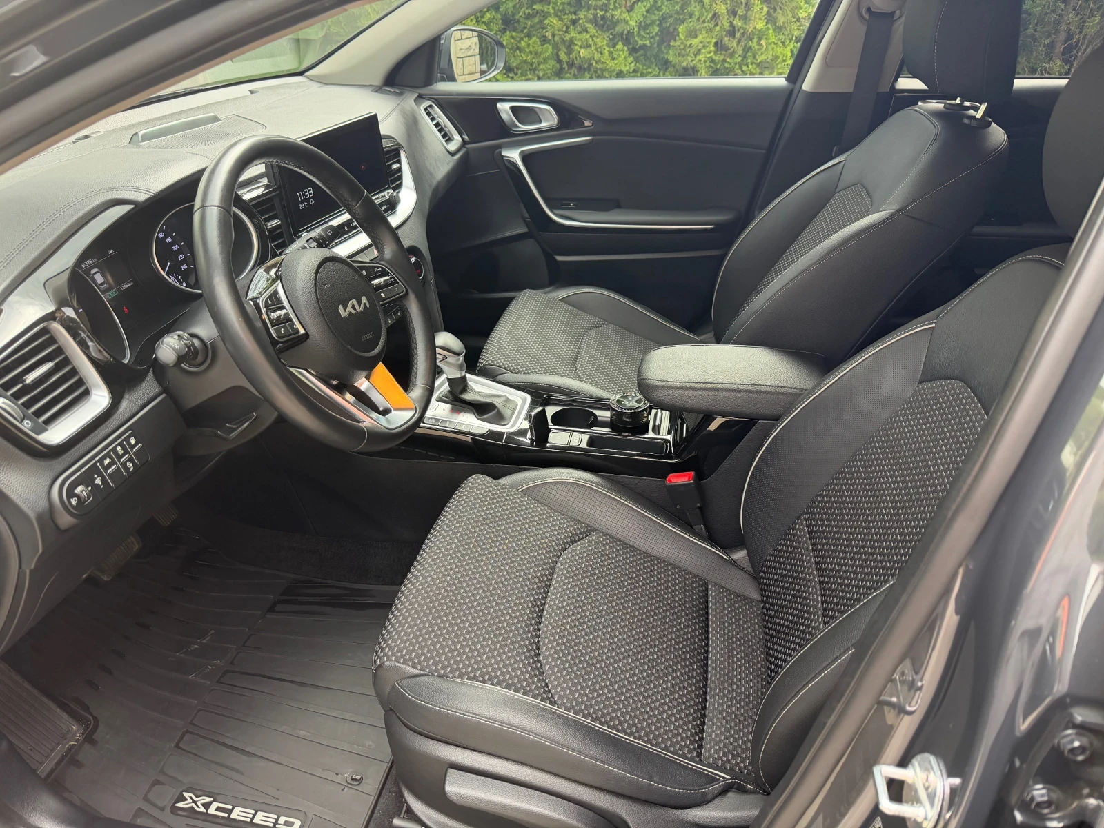 Kia XCeed 12800km, снимка 7 - Автомобили и джипове - 54725564
