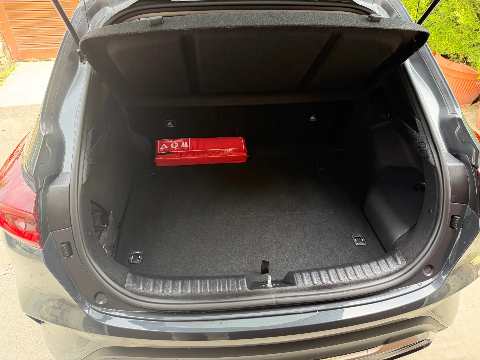 Kia XCeed 12800km, снимка 11 - Автомобили и джипове - 54725564