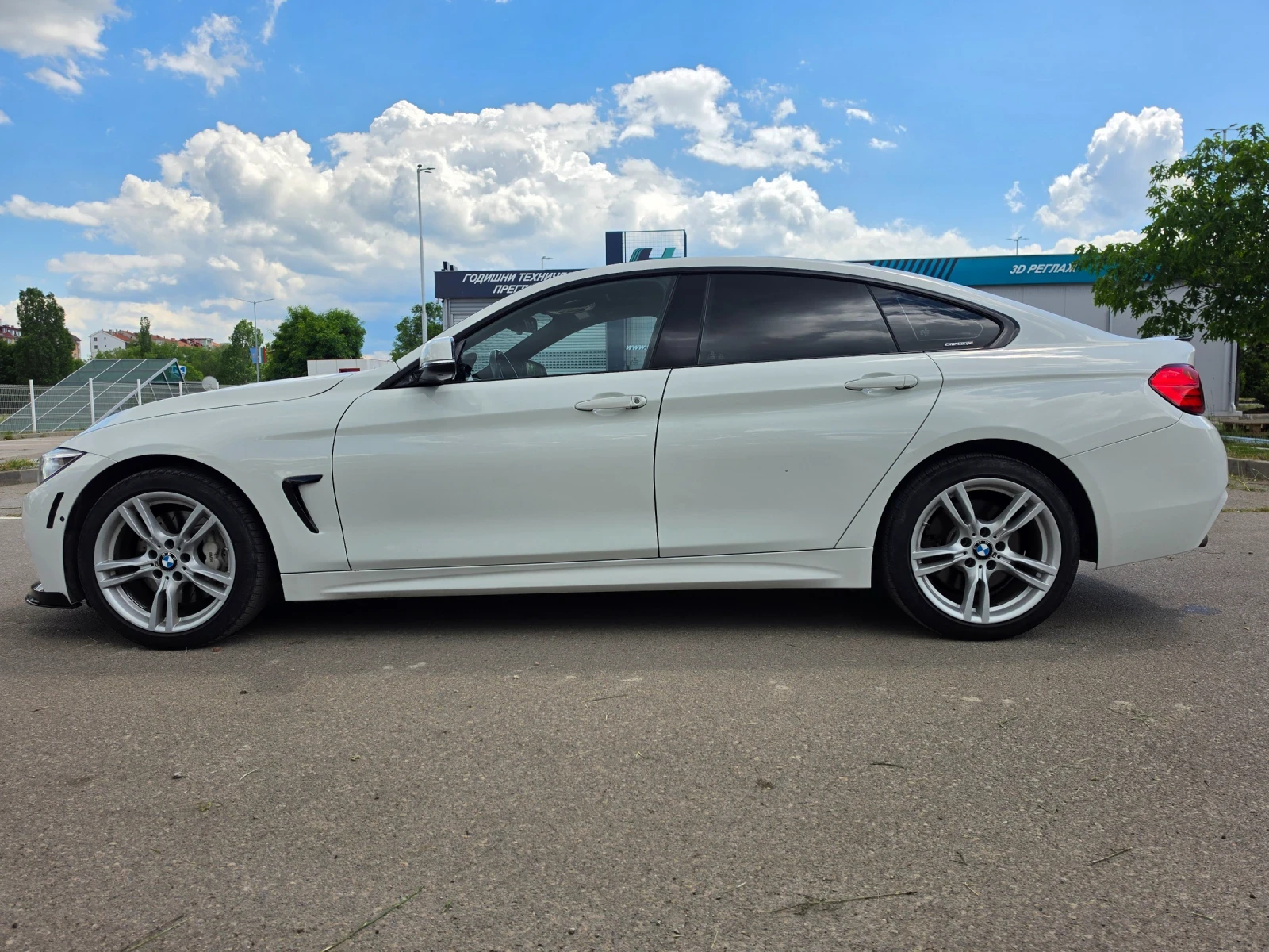 BMW 428 xDrive Gran Coupe M Sport / Harman Kardon / HUD / , снимка 3 - Автомобили и джипове - 54755308